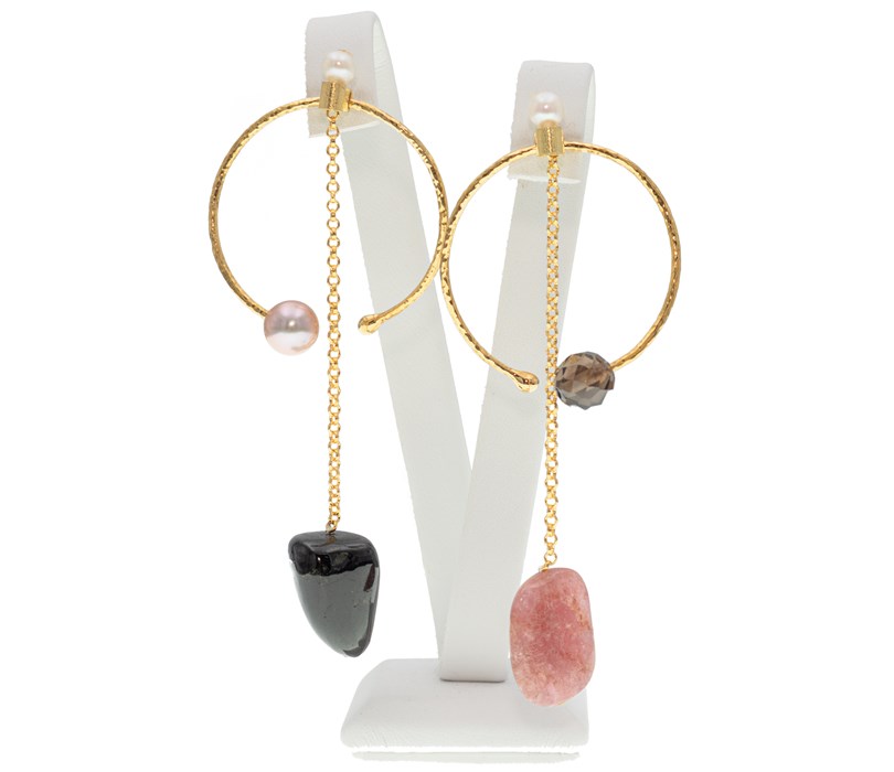 Χειροποίητα σκουλαρίκια σε χρυσό 18Κ με τουρμαλίνες, smoky quartz & ροζ μαργαριτάρι.
